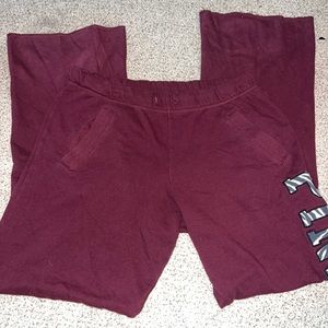 PINK Victorias Secret boyfriend pants small S burgundy